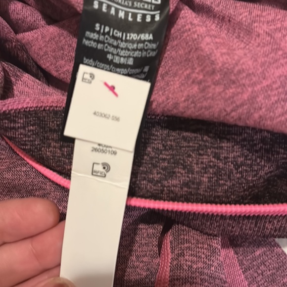 Pink - Picture 5 of 6